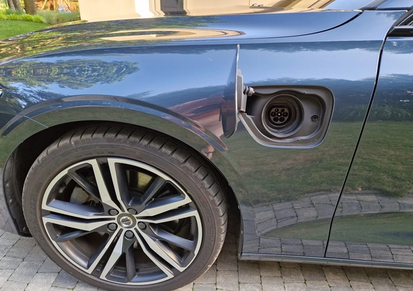Volvo V60 cena 163900 przebieg: 85500, rok produkcji 2019 z Katowice małe 781